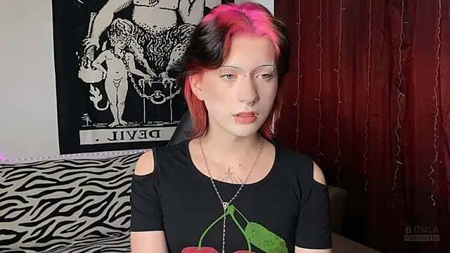Snapshot of Vailyreb_ chatting on February 5, 2025, 9:25 am Vailyreb online show from February 5, 2025, 9:25 am
