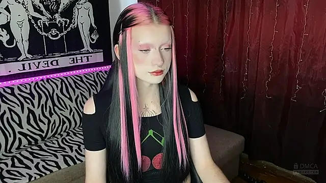 Snapshot of Vailyreb_ chatting on February 19, 2025, 9:06 am Vailyreb online show from February 19, 2025, 9:06 am