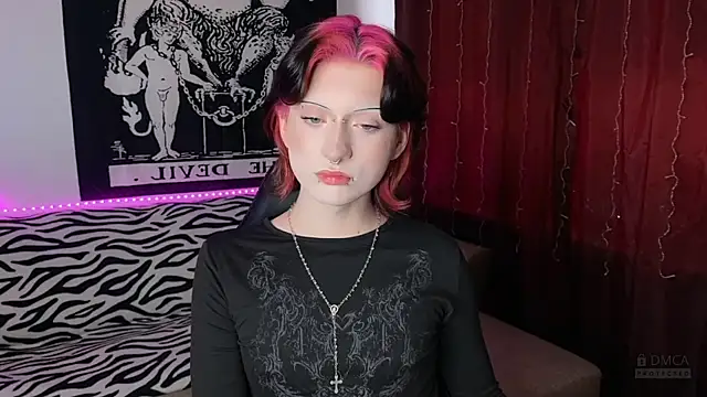 Snapshot of Vailyreb_ chatting on February 6, 2025, 8:50 am Vailyreb online show from February 6, 2025, 8:50 am