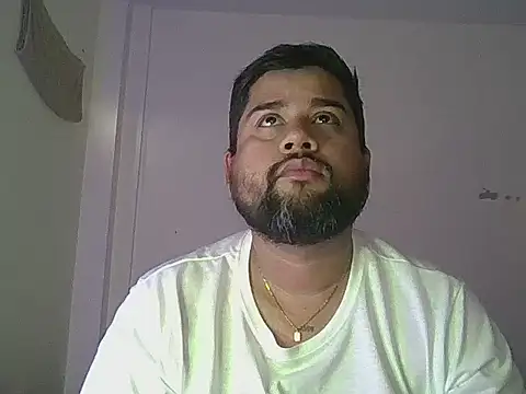 GABRIELGARCIA1313 online show from August 1, 2026, 5:11 pm