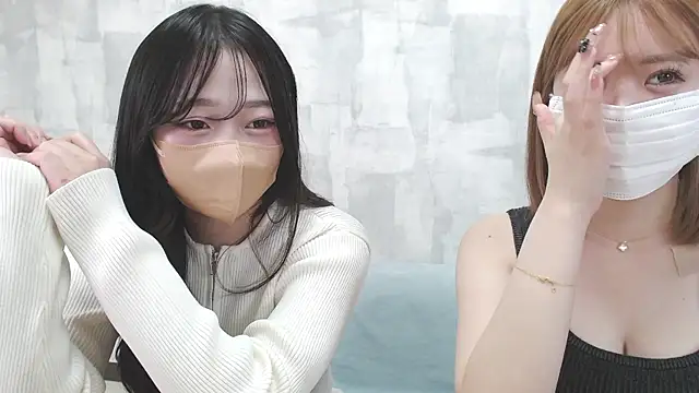 Snapshot of LOVE_MOMO_LOVE chatting on November 29, 2025, 11:21 am LOVE MOMO LOVE online show from November 29, 2025, 11:21 am