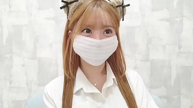 Snapshot of LOVE_MOMO_LOVE chatting on February 8, 2026, 11:41 am LOVE MOMO LOVE online show from February 8, 2026, 11:41 am