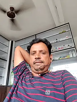 Raj1043 online show from October 31, 2025, 6:54 am