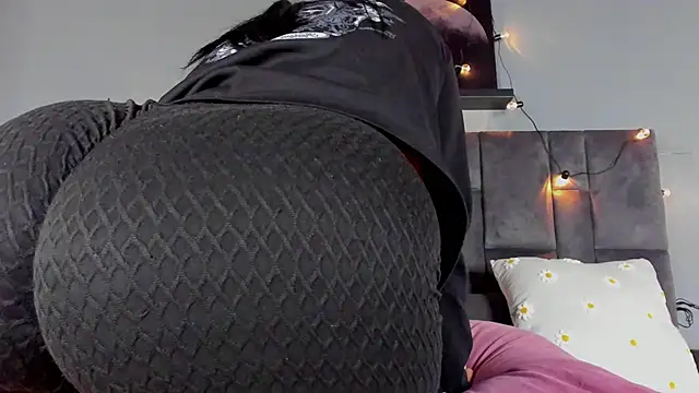 Snapshot of DulceAurora__ chatting on September 23, 2025, 2:51 am DulceAurora online show from September 23, 2025, 2:51 am