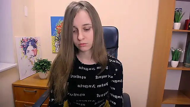 Snapshot of _Nicole_new chatting on February 8, 2025, 12:28 pm Nicole new online show from February 8, 2025, 12:28 pm