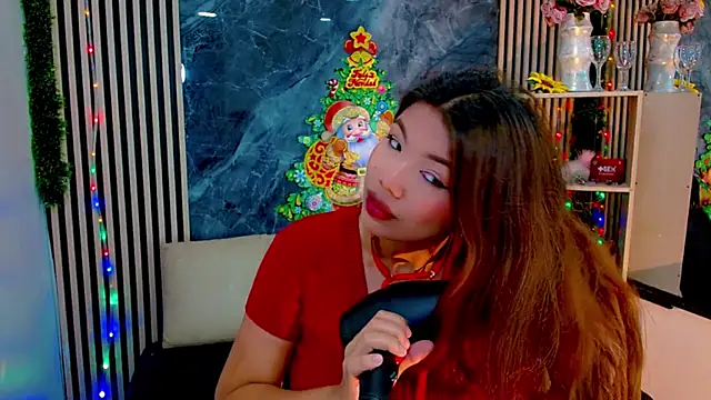 Isalombardi online show from December 17, 2025, 4:06 am