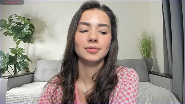Snapshot of NicoleLuv chatting on January 30, 2025, 7:15 pm NicoleLuv online show from January 30, 2025, 7:15 pm