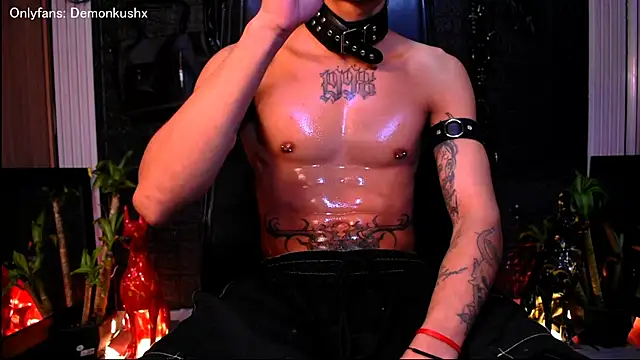 DemonKush-- online show from November 19, 2025, 10:04 am