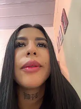 sweety mariann1 online show from June 1, 2026, 11:04 pm