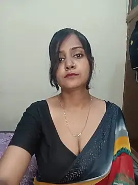 Snapshot of Miss-Riyasingh chatting on June 19, 2026, 5:52 pm Miss-Riyasingh online show from June 19, 2026, 5:52 pm