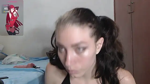 aurelialux online show from March 22, 2025, 3:41 am