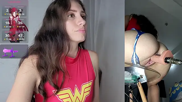 aurelialux online show from December 3, 2025, 9:25 pm