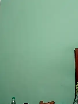 MATTHEW MRANDA online show from September 18, 2025, 3:31 am