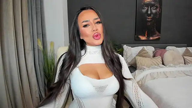 Sonia  Rey online show from April 2, 2026, 3:35 am