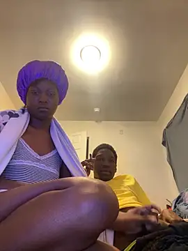 Snapshot of honeybrow chatting on March 21, 2025, 2:18 am honeybrow online show from March 21, 2025, 2:18 am