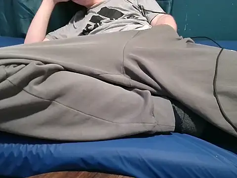 Snapshot of krissraw chatting on November 28, 2025, 6:24 am krissraw online show from November 28, 2025, 6:24 am