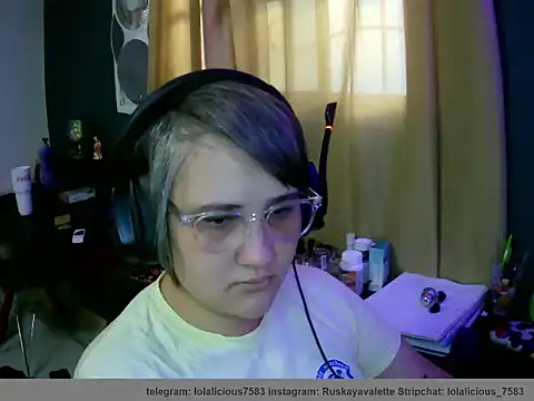 Snapshot of lolalicious_7583 chatting on February 15, 2026, 1:32 pm lolalicious 7583 online show from February 15, 2026, 1:32 pm