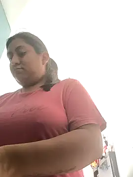 Snapshot of EmpaticBolillo chatting on October 2, 2025, 2:31 pm EmpaticBolillo online show from October 2, 2025, 2:31 pm