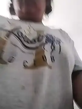 Snapshot of EmpaticBolillo chatting on February 27, 2026, 5:24 pm EmpaticBolillo online show from February 27, 2026, 5:24 pm