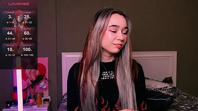 Kimiko   online show from December 21, 2025, 3:25 pm