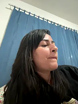 Snapshot of Blue_butterfly chatting on September 29, 2025, 11:54 pm Blue butterfly online show from September 29, 2025, 11:54 pm