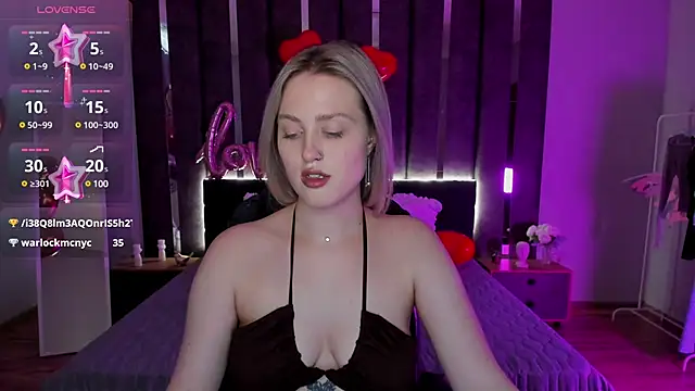 Snapshot of _Sarah_Soul_ chatting on February 16, 2025, 7:04 am Sarah Soul online show from February 16, 2025, 7:04 am