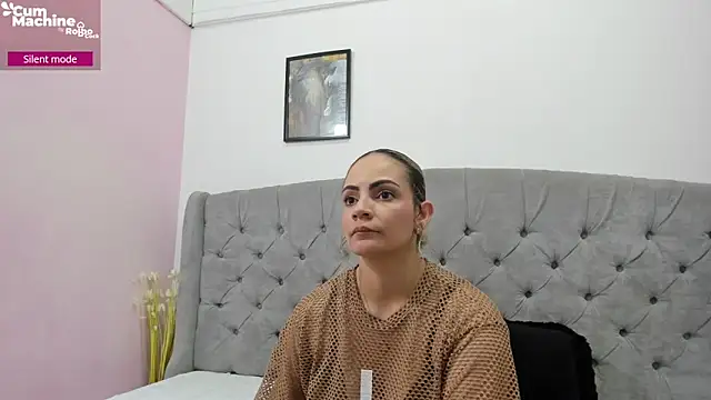 Valesskahall online show from November 4, 2025, 12:09 pm