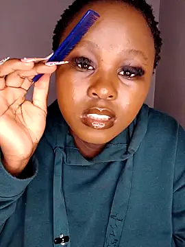 Dark Berry 26 online show from April 18, 2026, 9:44 am