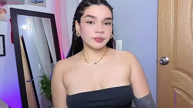 Veronica 111 online show from April 18, 2026, 5:54 am