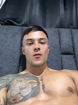 Snapshot of alexander_collin02 chatting on February 27, 2026, 4:12 am alexander collin02 online show from February 27, 2026, 4:12 am