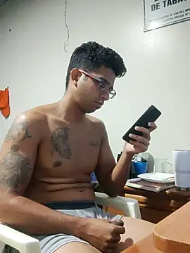 FitGeorge online show from November 11, 2025, 3:40 pm