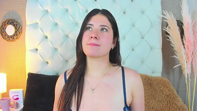 Snapshot of ValeryLovee chatting on February 3, 2025, 9:41 am ValeryLovee online show from February 3, 2025, 9:41 am