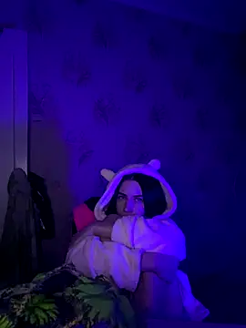 Starry Siren online show from December 6, 2024, 8:12 pm