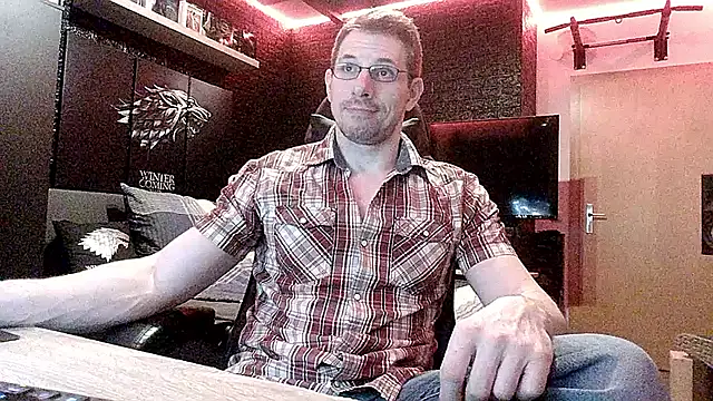 dreamwallker21 online show from April 21, 2026, 6:58 pm