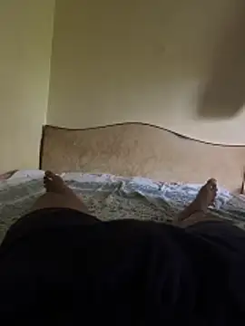 Snapshot of Shona5768 chatting on October 25, 2025, 9:52 am Shona5768 online show from October 25, 2025, 9:52 am