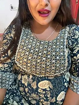 Ayesha mahi online show from October 26, 2025, 9:20 am