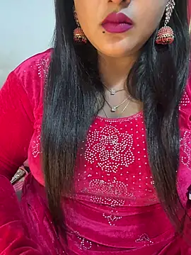 Ayesha mahi online show from November 12, 2025, 7:01 am