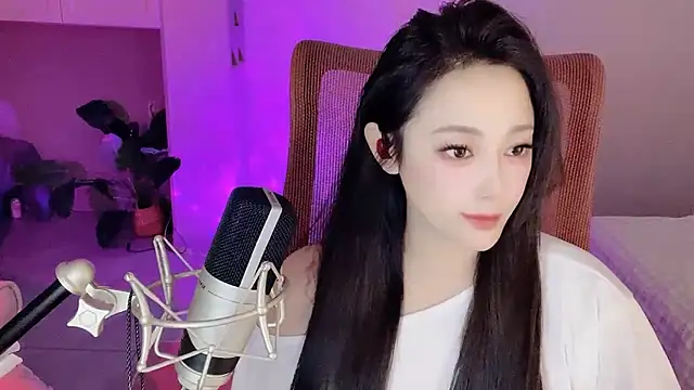 Daisy-77 online show from November 17, 2025, 3:16 pm