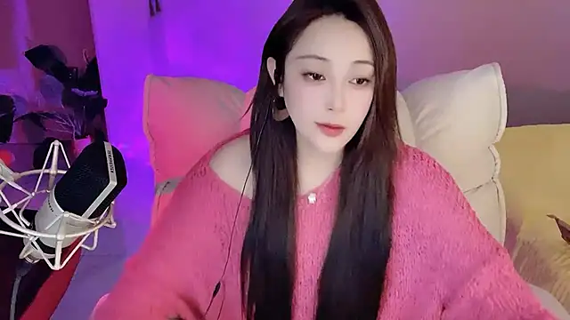 Snapshot of Daisy-77 chatting on October 15, 2025, 12:57 pm Daisy-77 online show from October 15, 2025, 12:57 pm