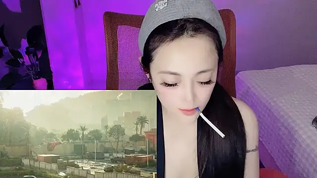 Daisy-77 online show from December 14, 2025, 2:00 pm