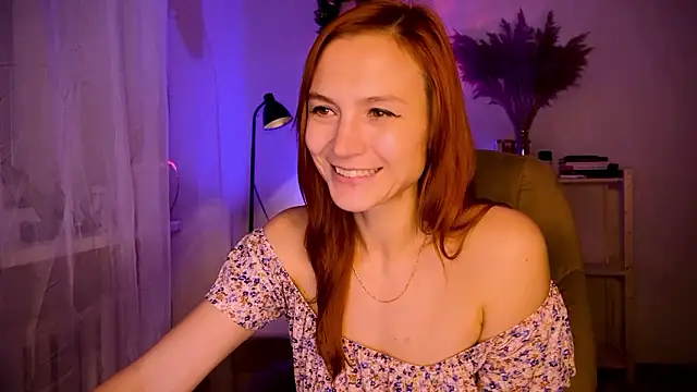 Snapshot of _polly_milk chatting on December 2, 2024, 9:19 am  polly milk online show from December 2, 2024, 9:19 am