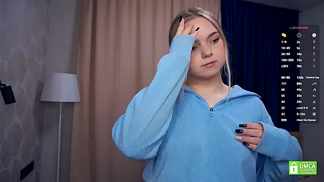 ZaraCreedon online show from November 21, 2025, 5:06 am