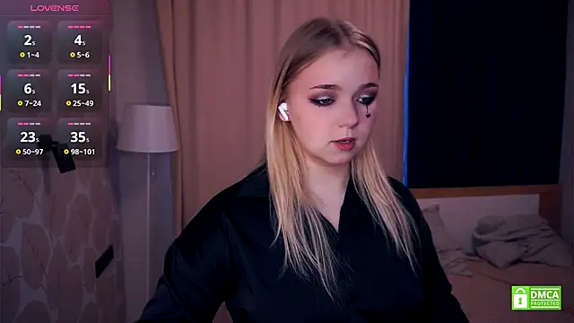 ZaraCreedon online show from October 29, 2025, 5:06 am