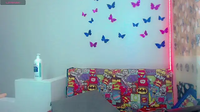 Snapshot of Perla_Hotcortes chatting on June 8, 2026, 11:33 am Perla Hotcortes online show from June 8, 2026, 11:33 am