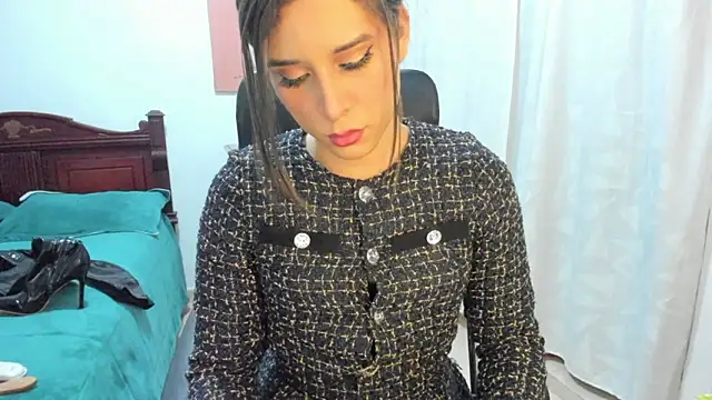 Snapshot of misstresbigcockts chatting on November 8, 2025, 11:03 am misstresbigcockts online show from November 8, 2025, 11:03 am