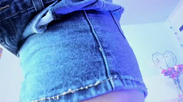 angelas sex online show from December 3, 2024, 11:18 pm