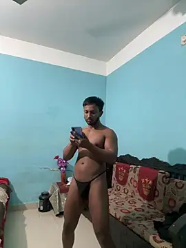 Snapshot of HunkyAriyan chatting on January 20, 2025, 4:55 pm HunkyAriyan online show from January 20, 2025, 4:55 pm