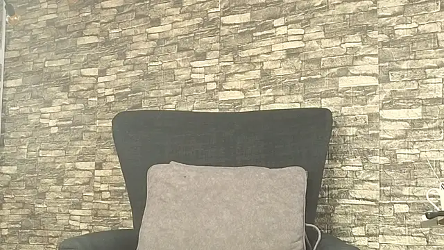 Snapshot of alondrabigtits chatting on November 27, 2025, 1:44 pm alondrabigtits online show from November 27, 2025, 1:44 pm