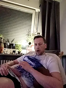 Jastra online show from November 12, 2025, 7:51 pm