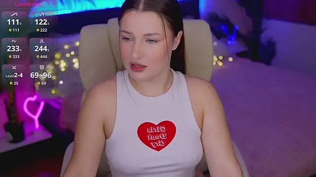 OneLaya online show from November 25, 2025, 3:12 pm